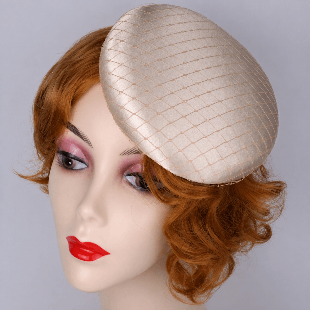 Women'S Accessories In The 1920S - 솔리드 컬러 파시네이터 베이스 와이드 브림